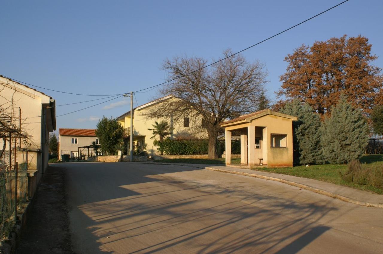 Holiday House With A Parking Space Babici, Umag - 13795 Exteriör bild